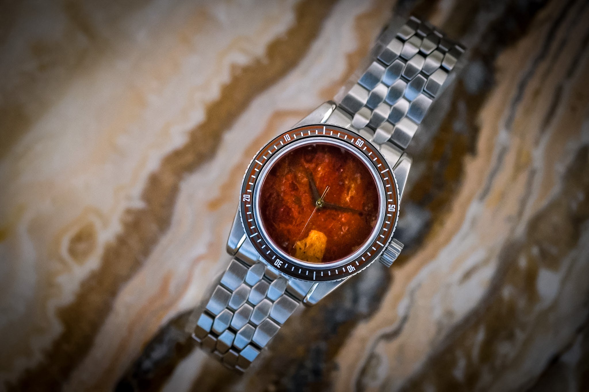 Lava - Red Jasper, Solid Gold