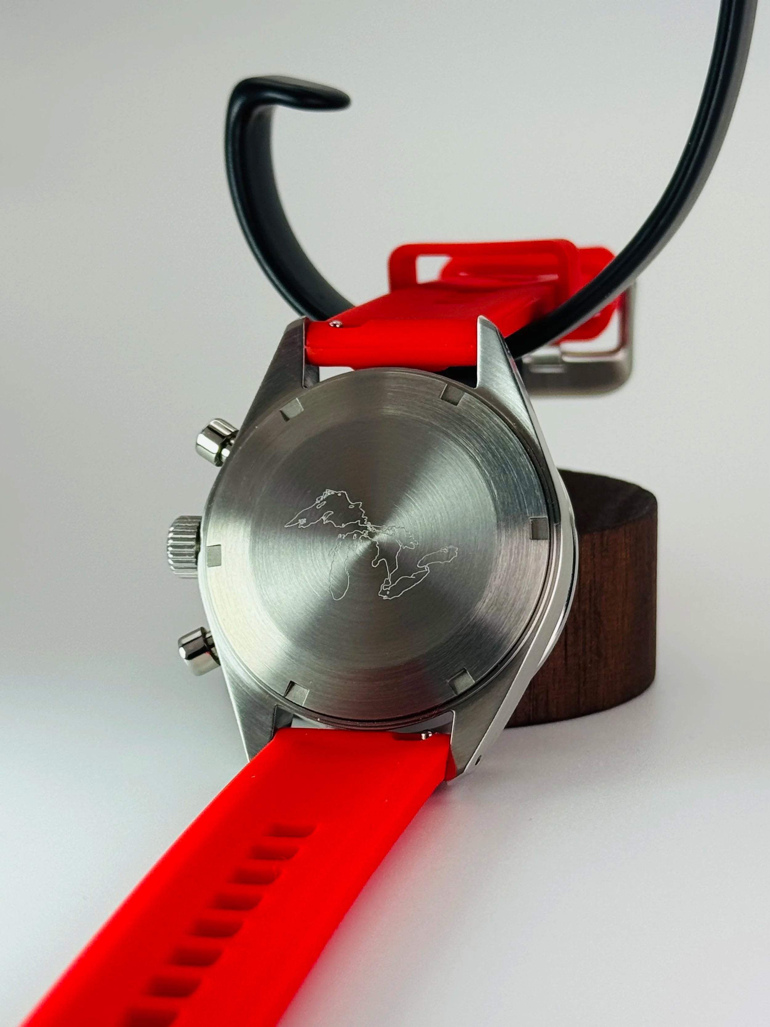 Chilton - Cherry Strap